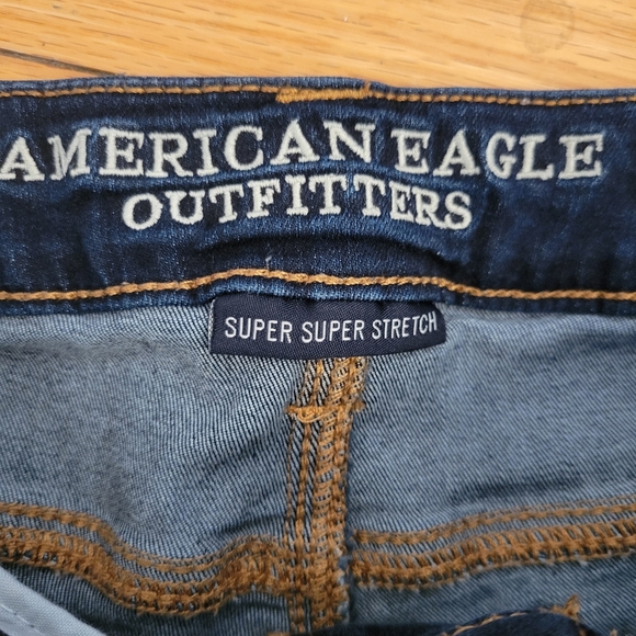 American Eagle Blue Boho Artist Denim Jean Cut-off Shorts Size 4 - Picture 3 of 4